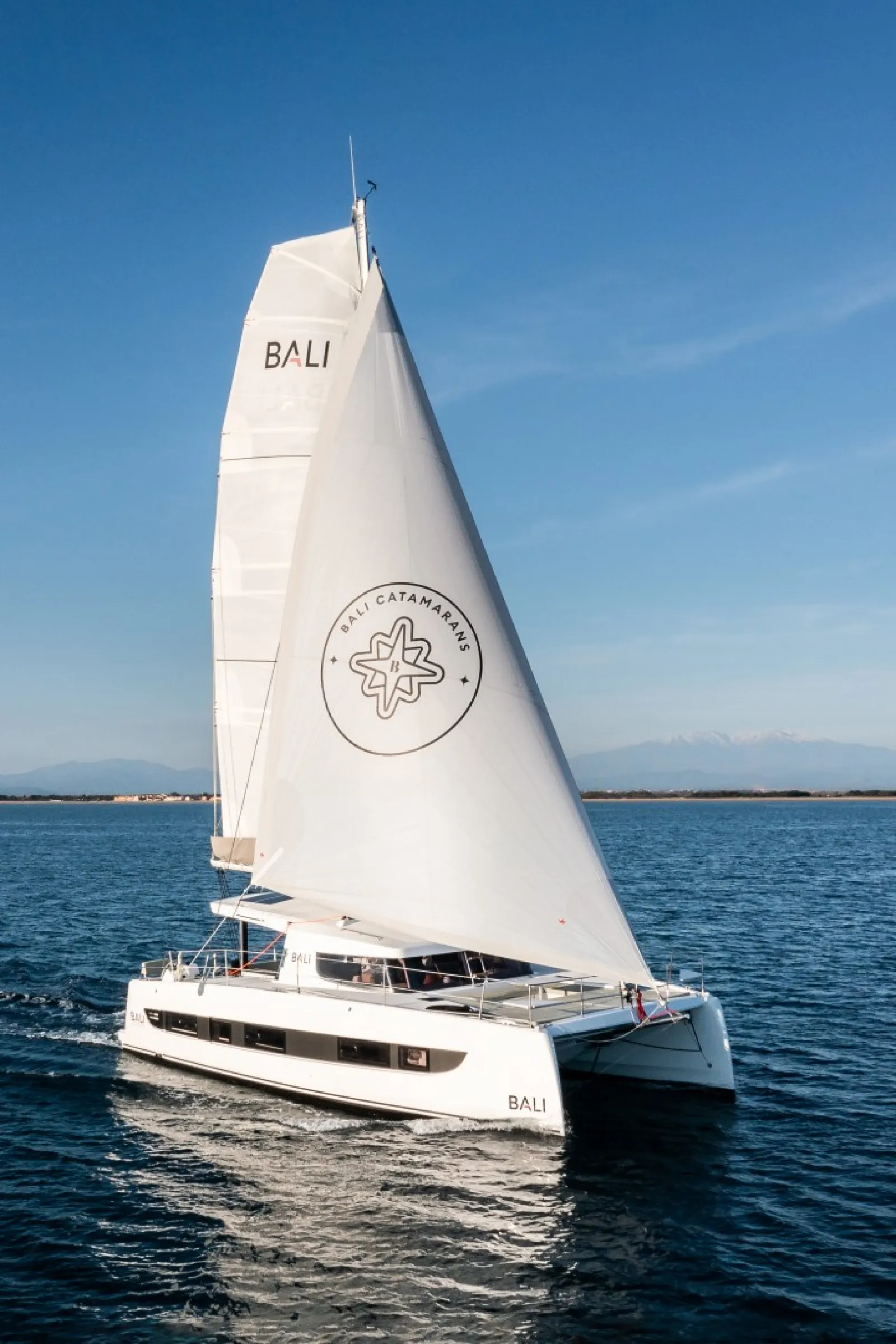 Bali Catsmart: The Compact Catamaran for Modern Yacht Ownership