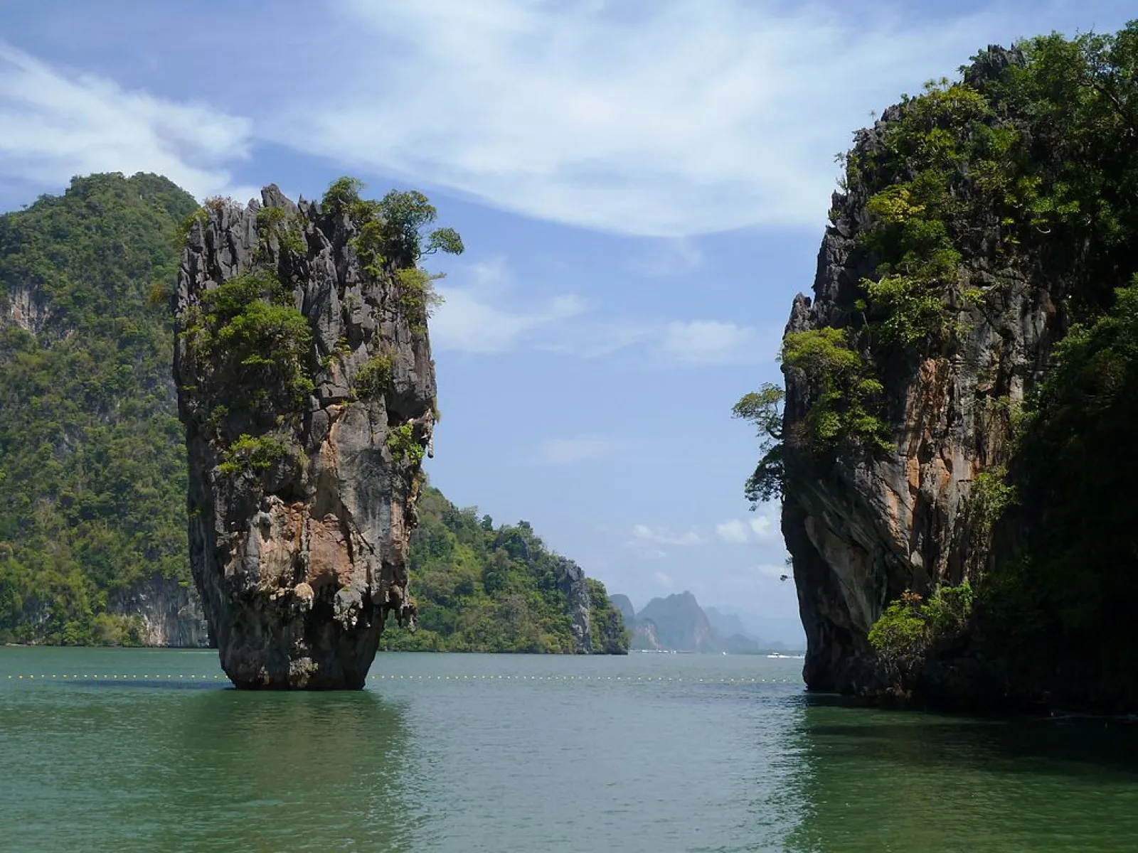 6 reasons to visit  on your Thailand bareboat charter