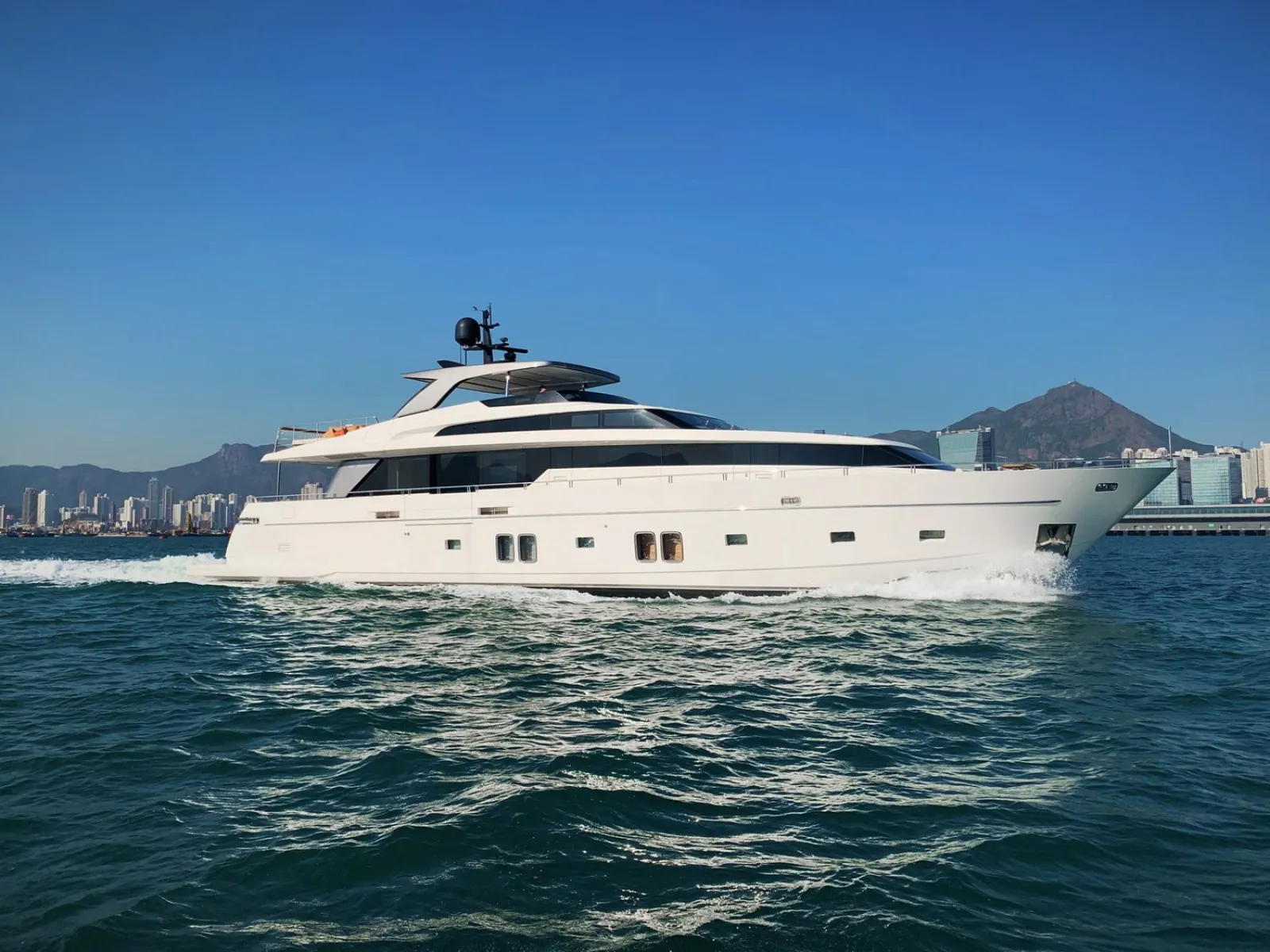 Sanlorenzo SL106 Joins SYC Hong Kong Charter Fleet
