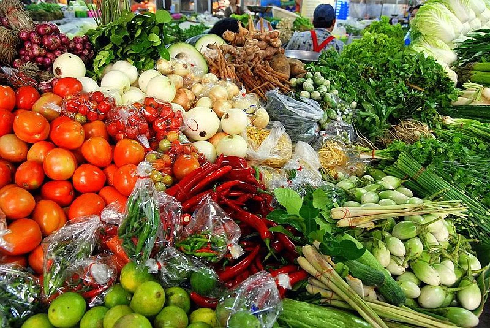 Shopping in a Phuket