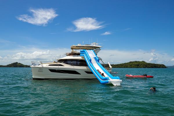 Aquila 44 photo 1