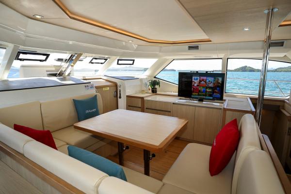 Aquila 44 photo 8