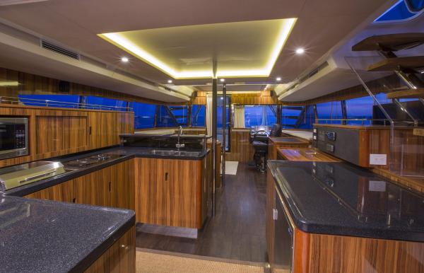 Aquila 48 photo 8