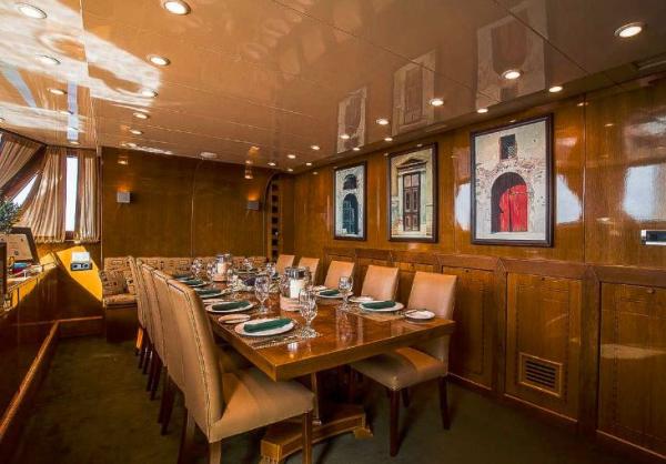 Arktos photo 11