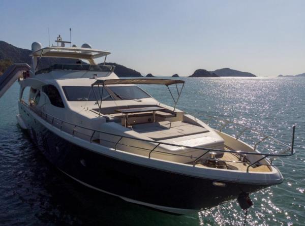 Azimut 88 Amazing Grace photo 2