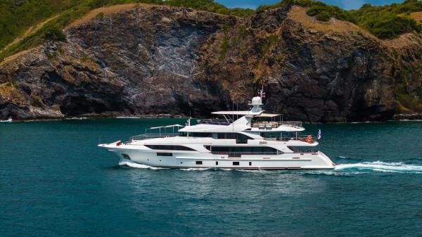 Benetti 132 Supreme Asia Poseidon photo 3