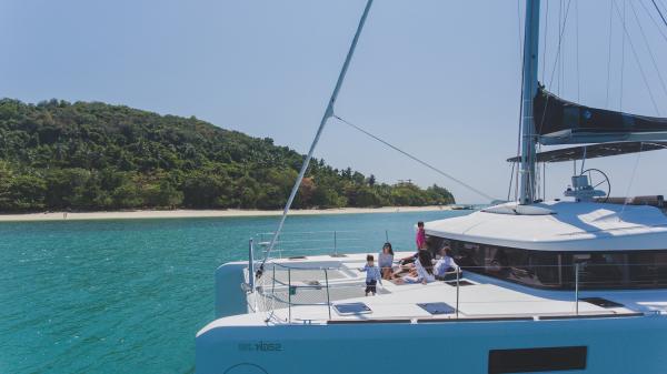 Lagoon 52F Blue Moon (Crewed) photo 6