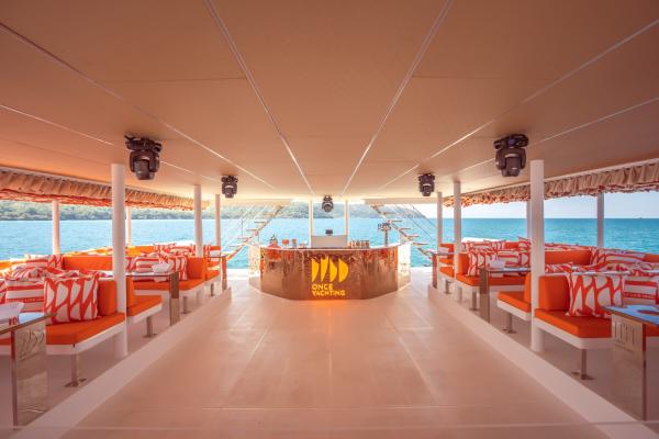 Chateau 82 ft photo 17