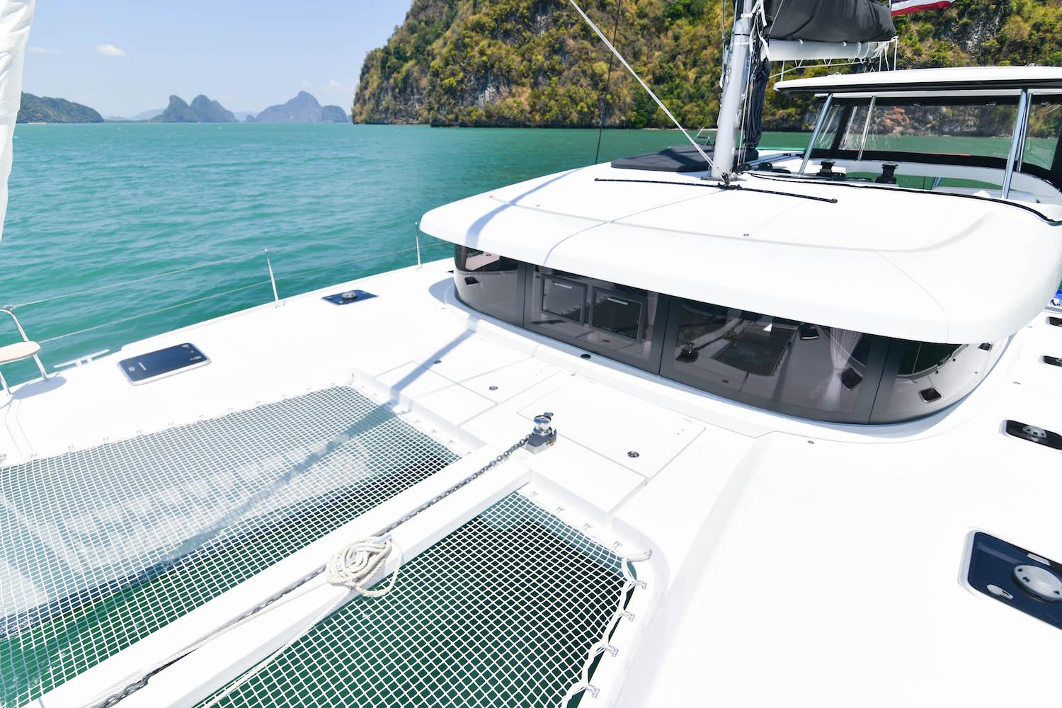 Lagoon 42 Cloud Dancer