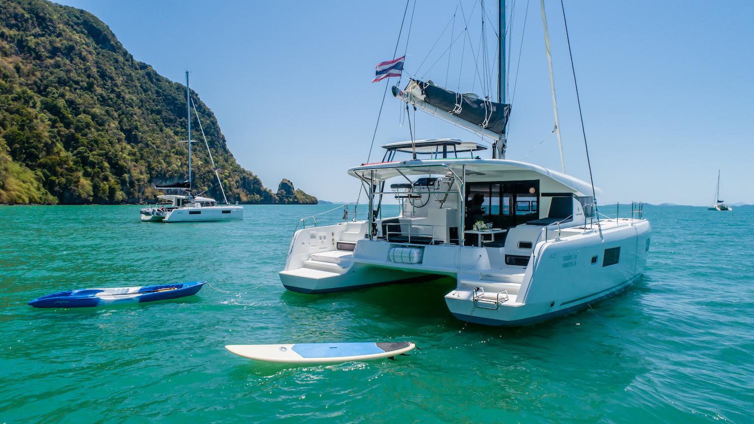 Lagoon 42 Cloud Dancer
