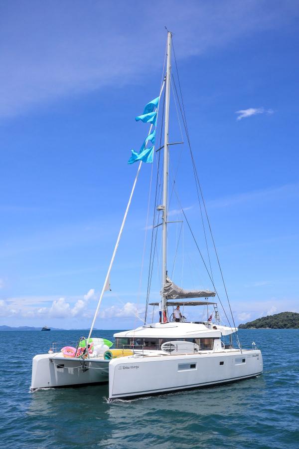 Lagoon 52 Eclipse photo 2