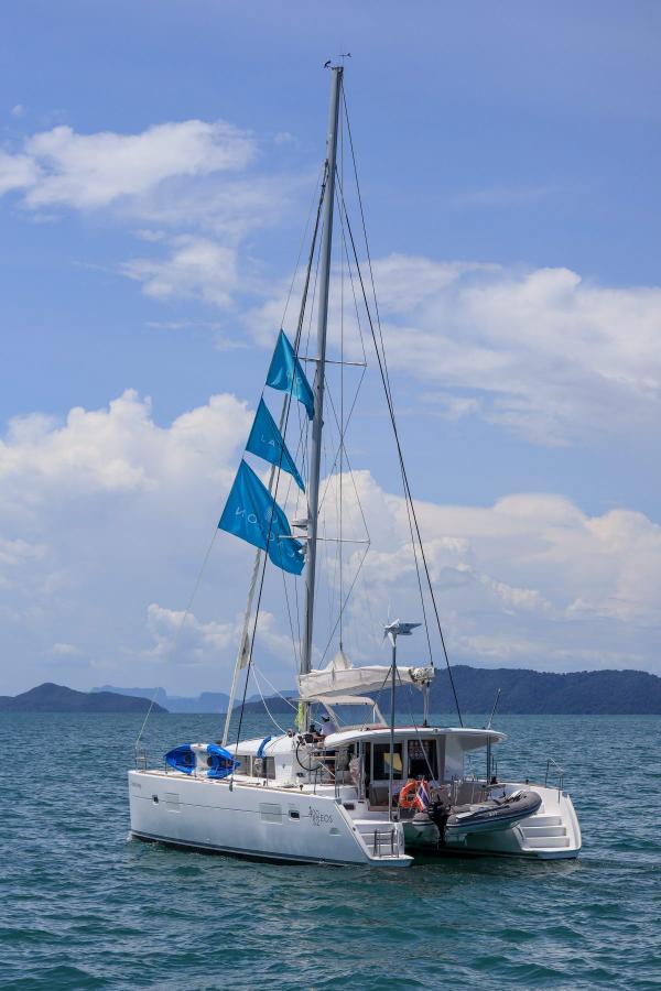 Lagoon 400S2 Eos photo 2