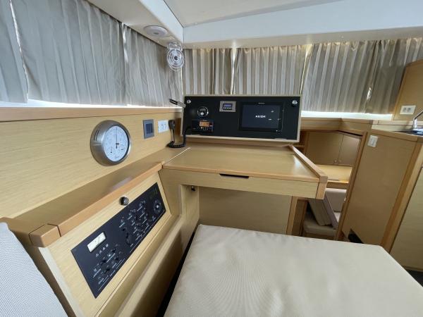 Lagoon 400S2 Eos photo 18