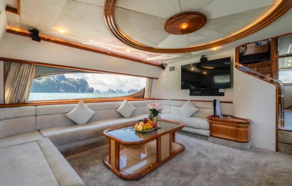 Ferretti 80 photo 14