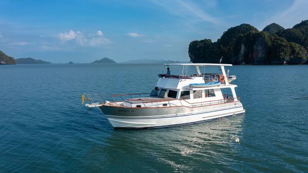 Grand Banks 53ft. photo 2