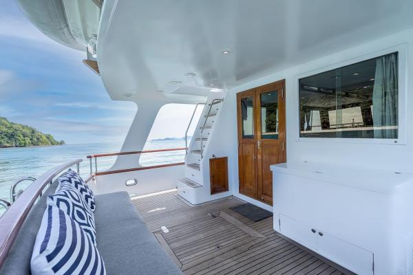 Grand Banks 53ft. photo 14