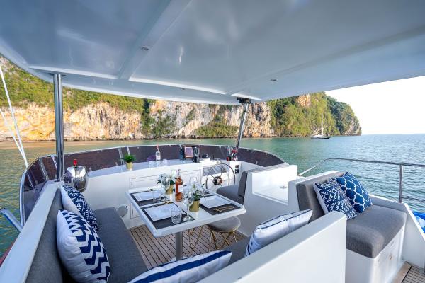 Grand Banks 53ft. photo 19