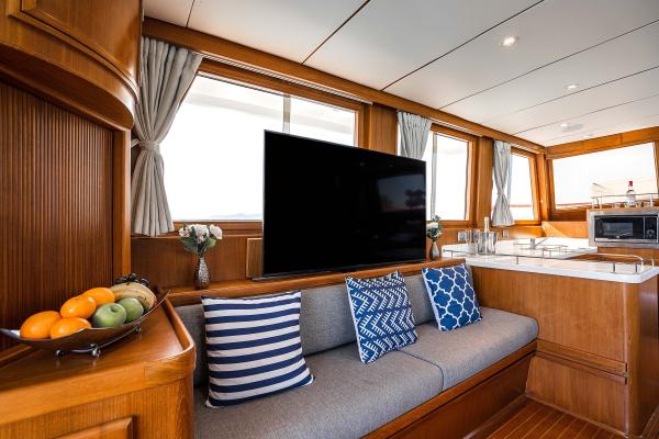 Grand Banks 53ft. photo 22