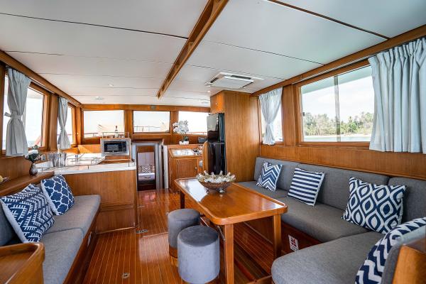 Grand Banks 53ft. photo 27