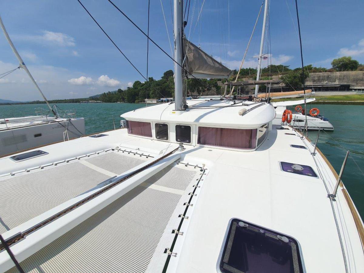Lagoon 400 S2 – 4 cabins photo 5
