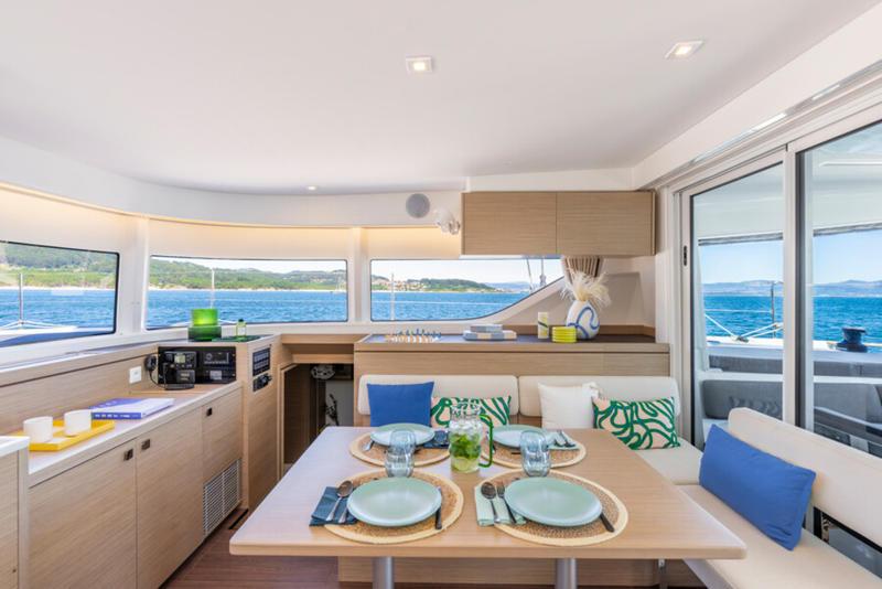 Lagoon 43 Cloud Dancer2