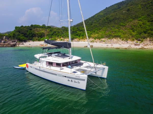 Lagoon 450 Yue Thai photo 1