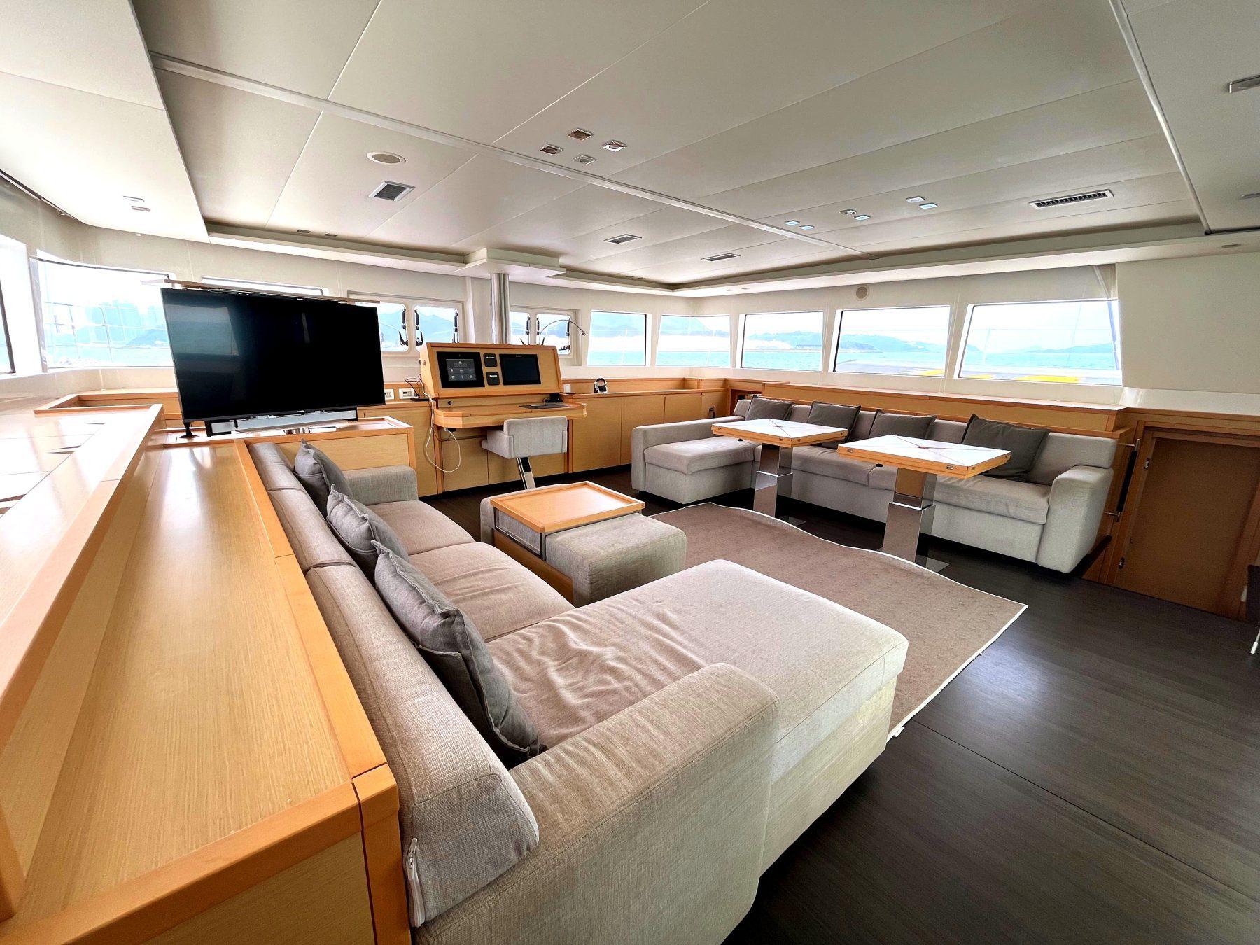 Lagoon 620