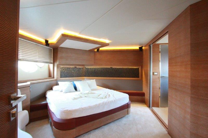 Numarine 78 Fly