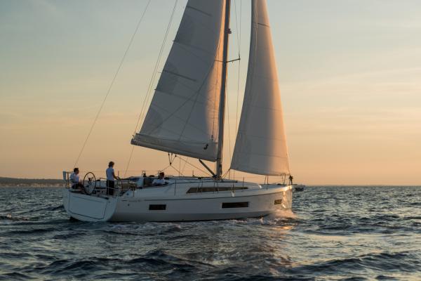 Oceanis 40.1 photo 1