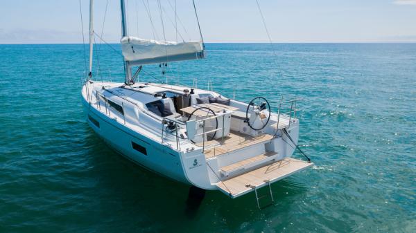 Oceanis 40.1 photo 2