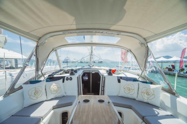 Oceanis 40.1 photo 6