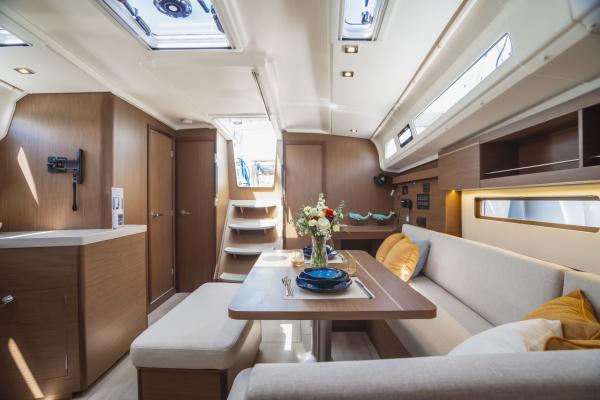 Oceanis 40.1 photo 13