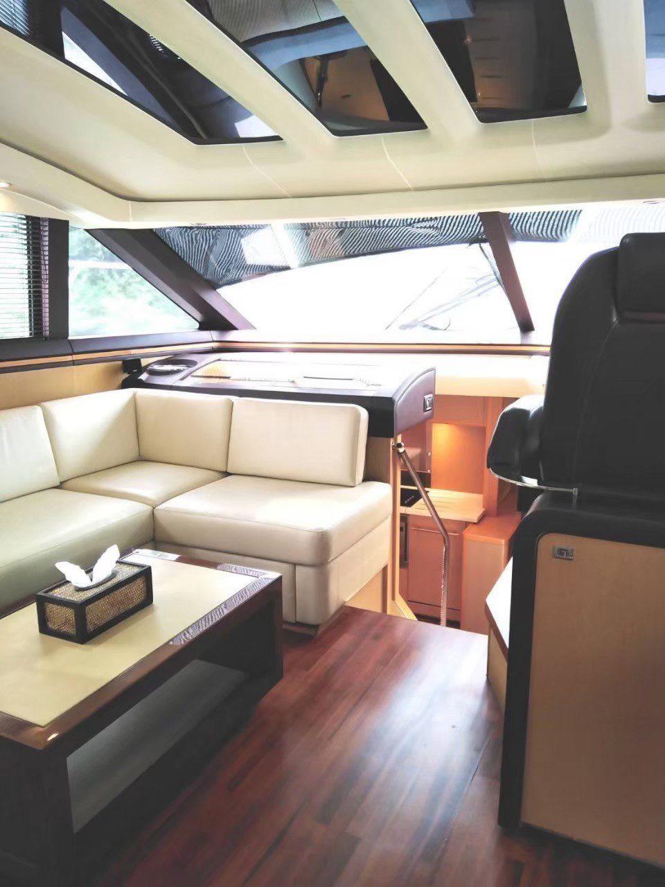 Princess V62
