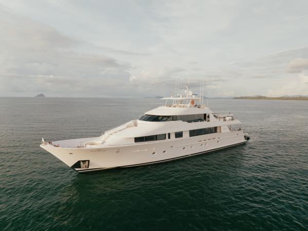 Sea Bear Westport Yachts 130 photo 2
