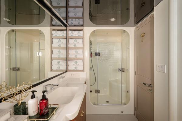 Sea Bear Westport Yachts 130 photo 16