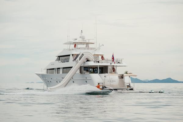 Sea Bear Westport Yachts 130 photo 19
