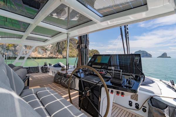 Sunreef 60 Eco photo 9