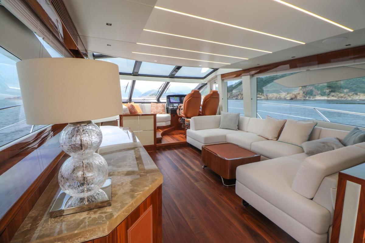 Sunseeker P74 photo 5