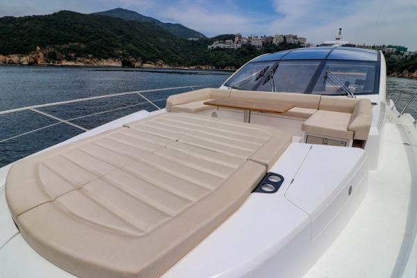 Sunseeker P74 photo 12