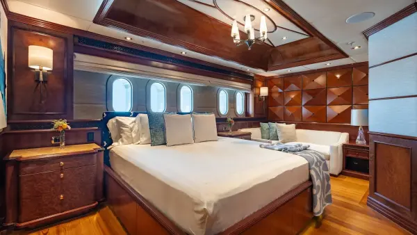 Trinity 60M Iron Blonde photo 15