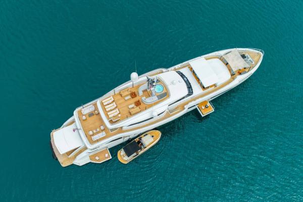 Wider 47M photo 2