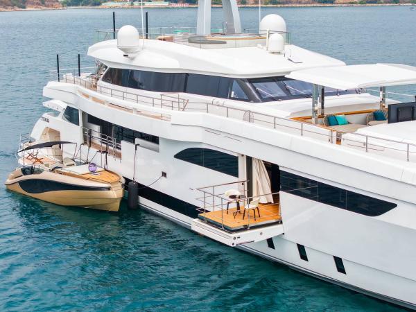 Wider 47M photo 3