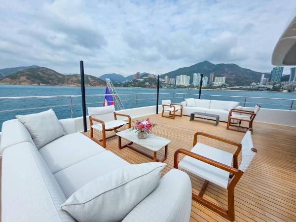Wider 47M photo 10
